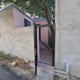 In Khirdalan 50.0 m² house with 2.0 rooms is for sale