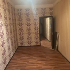 In Baku 80.0 m² apartment is for rent - Image 4