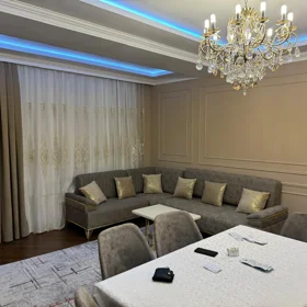 In Baku 115.0 m² apartment is for rent - Image 2