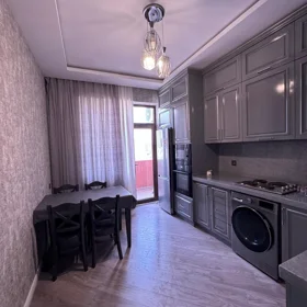 In Baku 100.0 m² apartment is for rent - Image 2