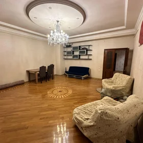 In Baku 145.0 m² apartment is for rent - Image 2