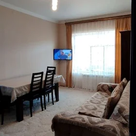 In Baku 65.0 m² apartment is for sale - Image 2