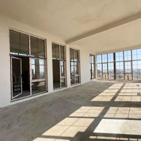 In Baku 67.0 m² apartment is for sale - Image 2