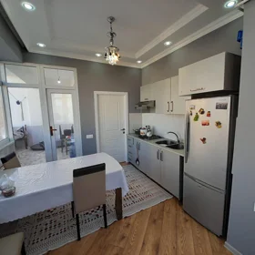 In Baku 75.0 m² apartment is for rent - Image 3