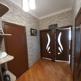 In Baku 75.0 m² apartment is for rent - Image 5