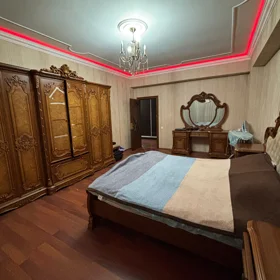 In Baku 101.0 m² apartment is for rent - Image 3