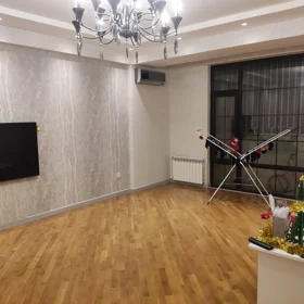 In Baku 141.0 m² apartment is for rent - Image 4