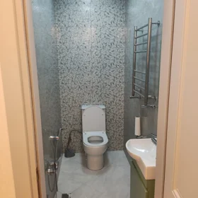 In Baku 141.0 m² apartment is for rent - Image 5