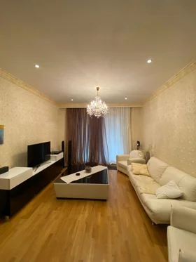 In Baku 85.0 m² apartment is for rent - Image 2