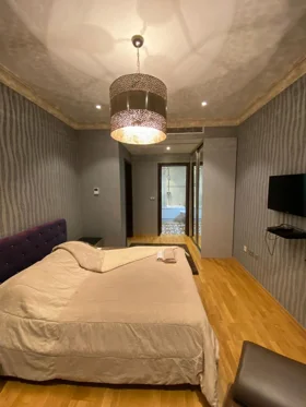 In Baku 85.0 m² apartment is for rent - Image 5