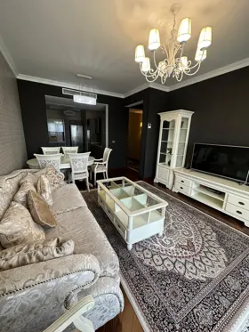 In Baku 85.0 m² apartment is for rent - Image 2