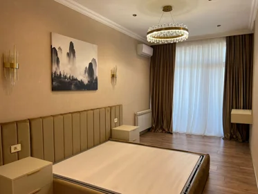 In Baku 120.0 m² apartment is for rent - Image 2