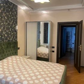 In Baku 140.0 m² apartment is for sale - Image 4