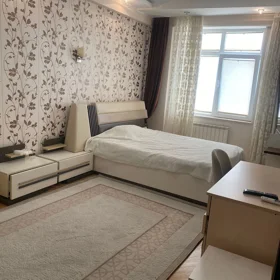 In Baku 140.0 m² apartment is for sale - Image 5