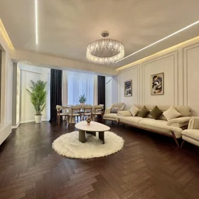 In Baku 115.0 m² apartment is for sale