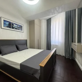 In Baku 115.0 m² apartment is for sale - Image 5
