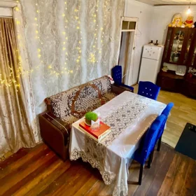 In Baku 90.0 m² house with 7.0 rooms is for sale - Image 3