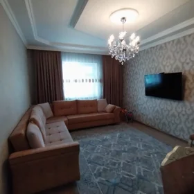 In Baku 110.0 m² house with 3.0 rooms is for sale - Image 4