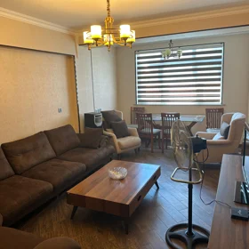 Baku-da 80.0 m2 mənzil satılır