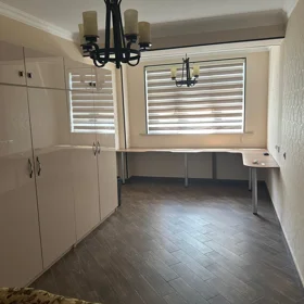 In Baku 80.0 m² apartment is for sale - Image 5