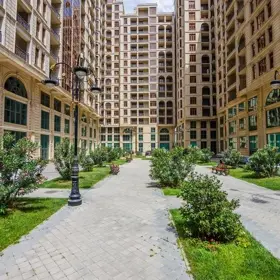 Baku-da 232.0 m2 mənzil satılır