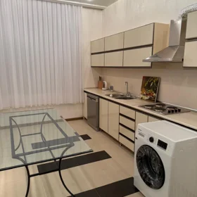 In Baku 150.0 m² apartment is for rent - Image 4