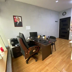 Baku-da 20.0 m2 ofis kirayə verilir - Şəkil 3