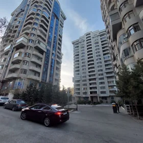 In Baku 208.0 m² apartment is for sale - Изображение 2