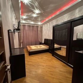 In Baku 90.0 m² apartment is for rent - Image 2