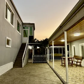 In Baku 260.0 m² house with 3.0 rooms is for sale - Изображение 3