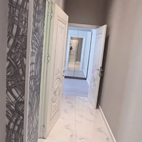 In Baku 160.0 m² apartment is for sale - Image 3