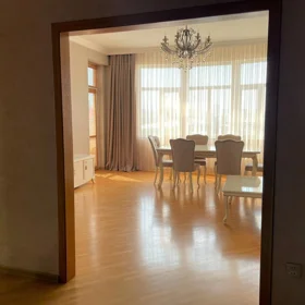 In Baku 100.0 m² apartment is for sale - Image 5
