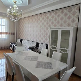 In Baku 90.0 m² apartment is for rent - Image 2
