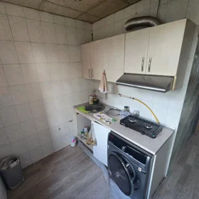 In Baku 70.0 m² apartment is for rent - Image 5