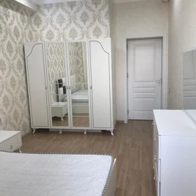 In Baku 70.0 m² apartment is for rent - Image 2