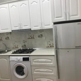 In Baku 70.0 m² apartment is for rent - Image 4