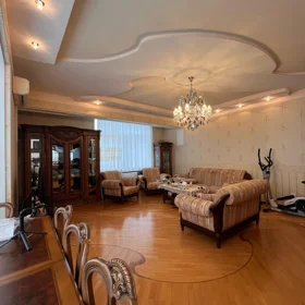In Baku 185.0 m² apartment is for rent - Изображение 5