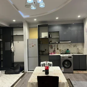 In Baku 60.0 m² apartment is for rent - Image 2