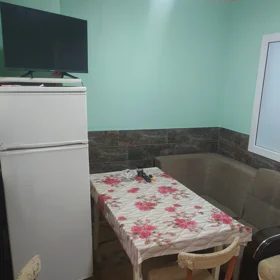 In Baku 30.0 m² house with 1.0 rooms is for rent - Image 2