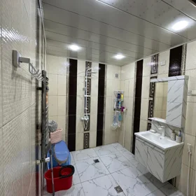 In Baku 60.0 m² house with 2.0 rooms is for rent - Image 5