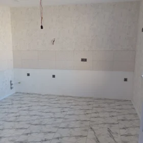 In Baku 170.0 m² house with 4.0 rooms is for sale - Image 4
