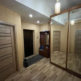 In Baku 70.0 m² apartment is for rent - Image 5