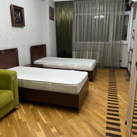 In Baku 137.0 m² apartment is for sale - Image 3