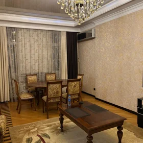 In Baku 137.0 m² apartment is for sale - Image 5