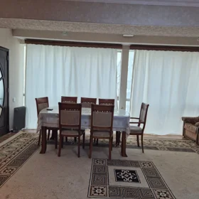 In Baku 160.0 m² apartment is for rent - Image 3