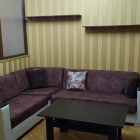 In Baku 75.0 m² apartment is for rent - Image 5