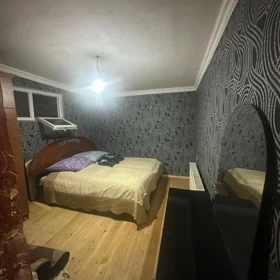 In Baku 50.0 m² house with 2.0 rooms is for rent - Image 2