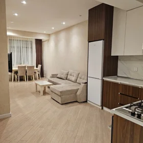In Baku 70.0 m² apartment is for rent - Image 3