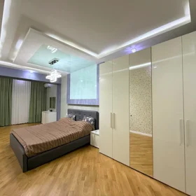 In Baku 145.0 m² apartment is for rent - Image 2