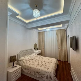 In Baku 90.0 m² apartment is for rent - Image 5
